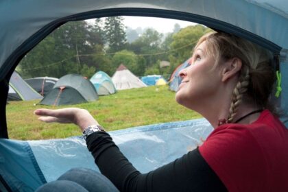 Camping In bad weather might not be everyone's cup of tea, but there's no need to let a spot of wet weather spoil your fun either. Here are 12 camping in the rain hacks.